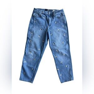 HOLLISTER Floral Embroidered Ultra High-Rise Mom Jean Size 28 Short